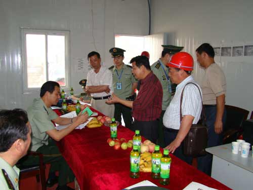 安徽省消防總隊到Y(jié)T保溫現(xiàn)場檢收贊揚YT保溫材料