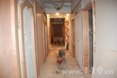 時尚賓館鐘情可燃材料 長春消防1萬罰款勒令停工 時尚賓館鐘情可燃材料 長春消防1萬罰款勒令停工