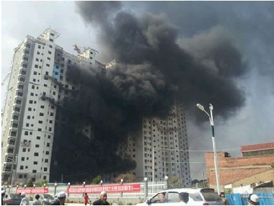 甘肅臨夏一高層建筑工地保溫材料起火