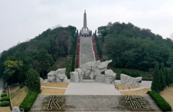 【HEF黨建小課堂100講】第六十二講：一口井里有100多紅軍戰士遺骸，他們犧牲時只有15至25歲！(圖7)
