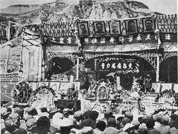 【HEF黨建小課堂100講】第七十五講：毛澤東、朱德、任弼時、林伯渠都在等的那架飛機，最終沒有來……(圖8)