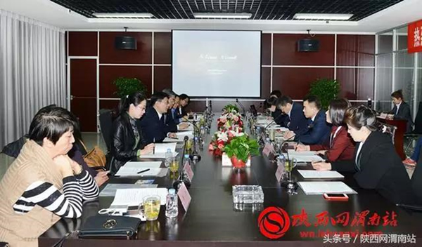北京市朝陽區(qū)總部企業(yè)聯(lián)合會(huì)應(yīng)邀赴陜西渭南進(jìn)行商務(wù)考察(圖5) 北京市朝陽區(qū)總部企業(yè)聯(lián)合會(huì)應(yīng)邀赴陜西渭南進(jìn)行商務(wù)考察(圖5)