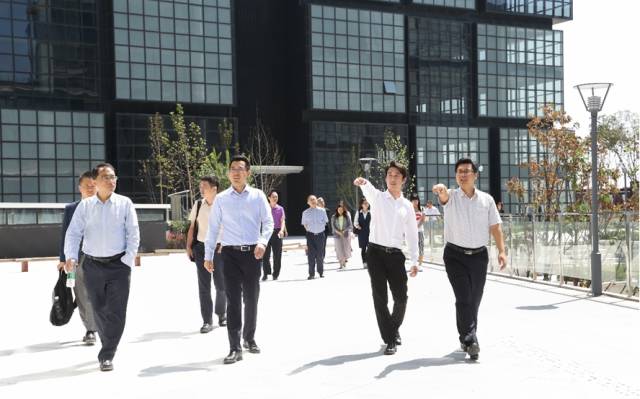 產業集聚 聯合創新——總部企業(京津冀)創新產業協同發展座談(圖14) 產業集聚 聯合創新——總部企業(京津冀)創新產業協同發展座談(圖14)