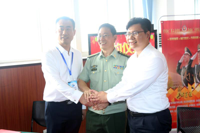軍地融合開創新天地,攜手共建邁入新時代(圖3) 軍地融合開創新天地,攜手共建邁入新時代(圖3)